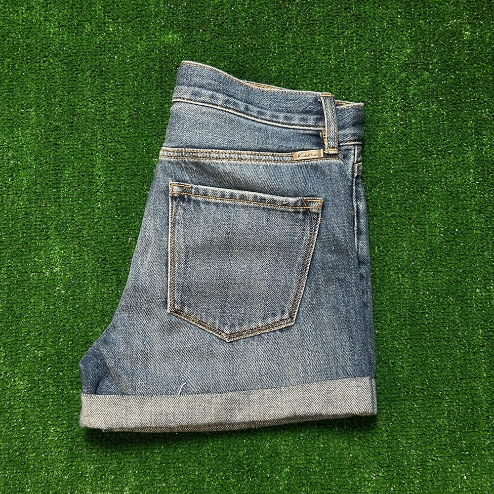 KanCan Denim Shorts High Waisted Cuffed Hem Medium Wash Blue Size 3 / 25 - Picture 9 of 9